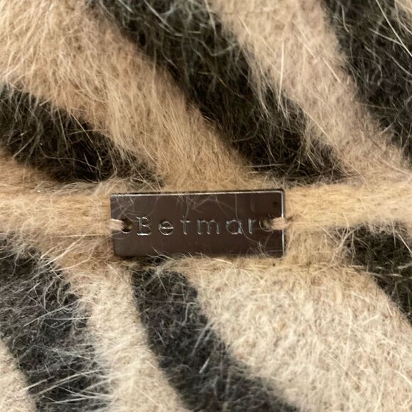 Betmar New York Vintage Brown Zebra Stripes Angora Blend Bow Bucket Hat
